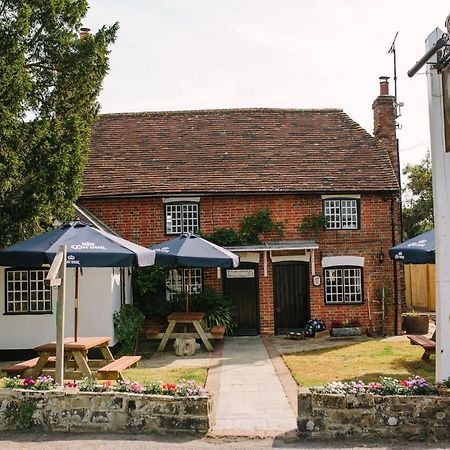 George And Dragon Horsham Exterior foto